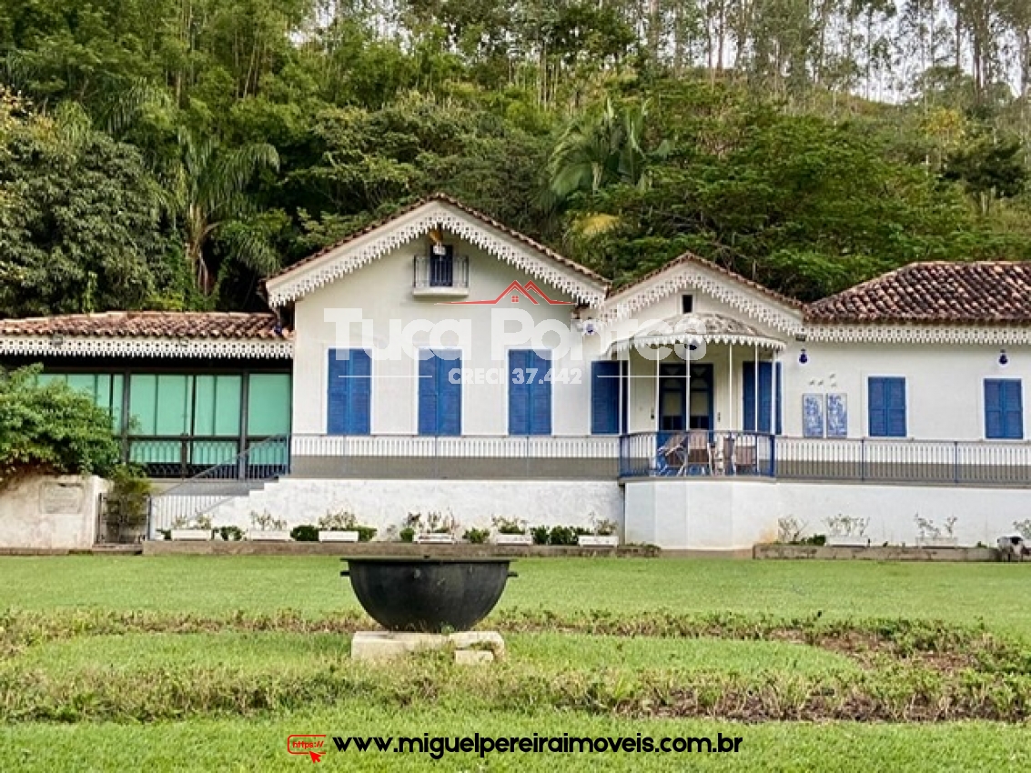 Sede centenária impecável  - Muito potencial  | Código:F1