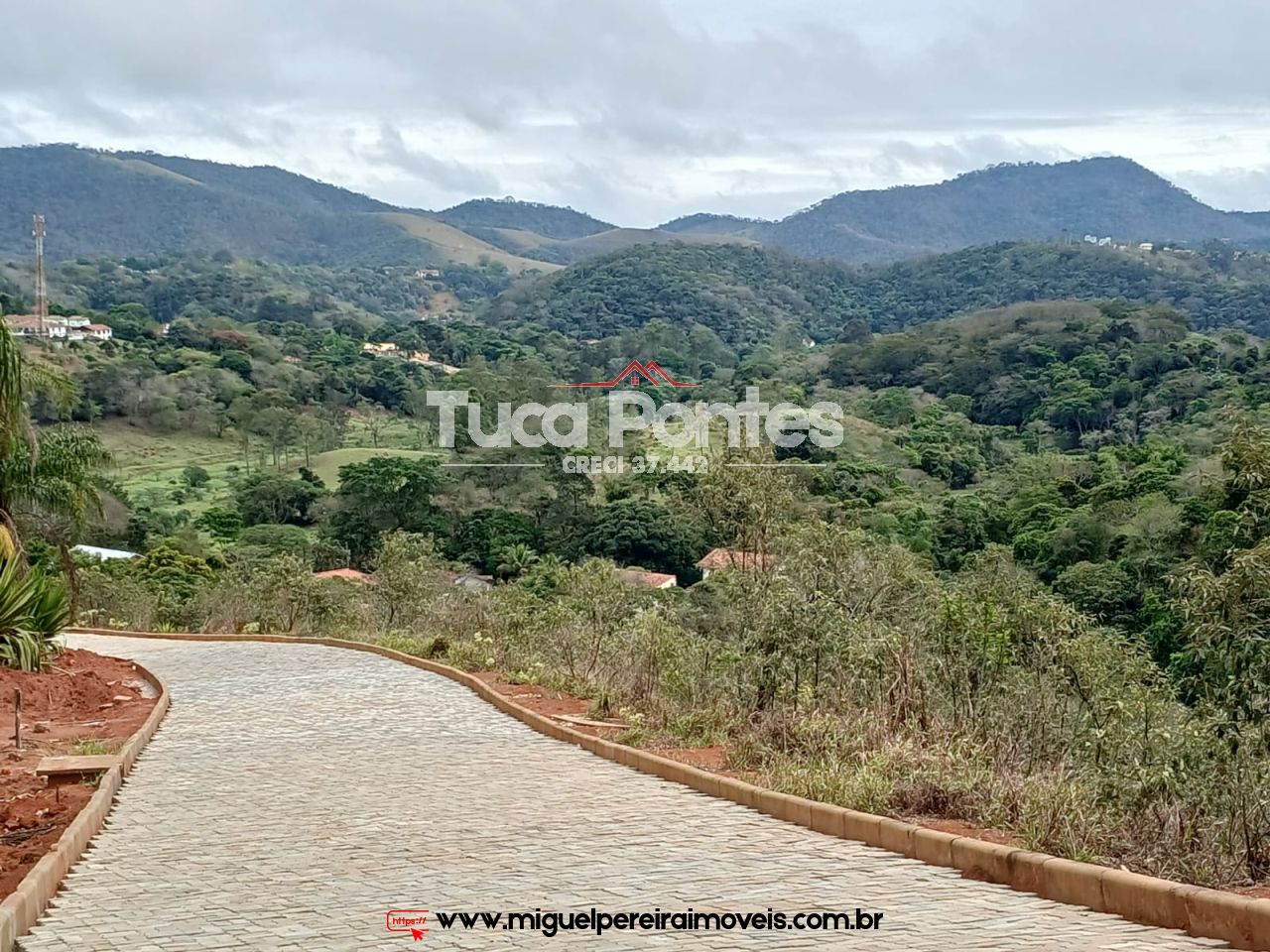 Terreno já legalizado  - Rodeado de muito verde | Código:T13