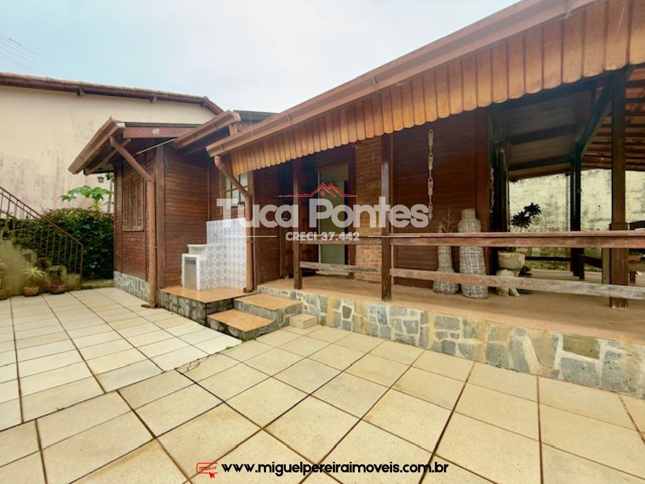 Oportunidade em condomínio - Abaixou de 380 por 320 mil | Código:C12