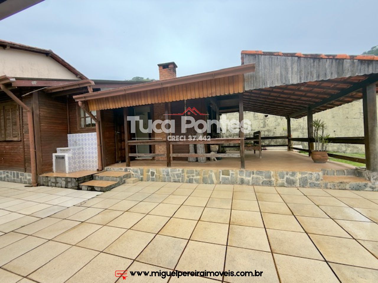 Oportunidade em condomínio - Abaixou de 380 por 320 mil | Código:C12