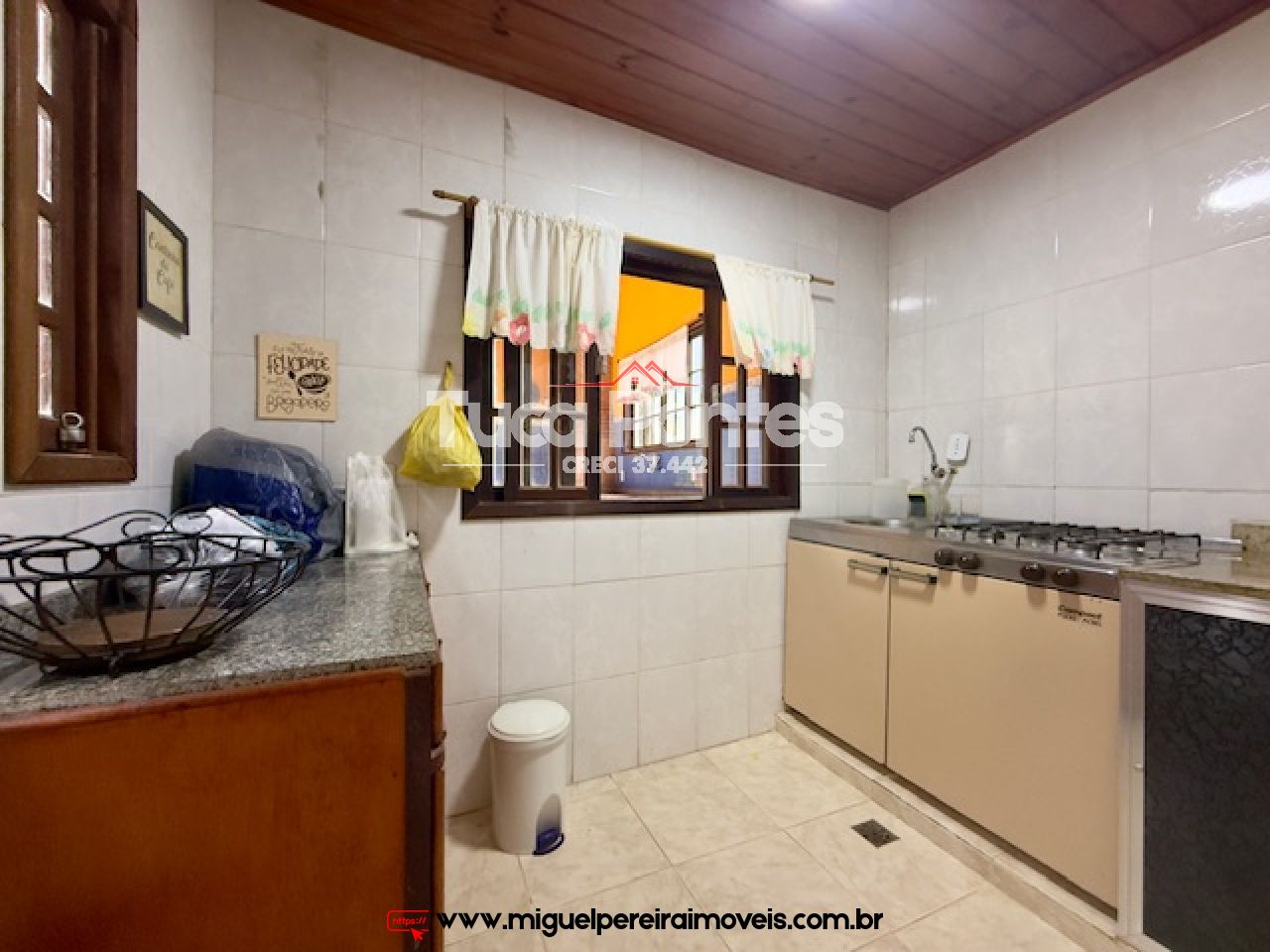 Oportunidade em condomínio - Abaixou de 380 por 320 mil | Código:C12