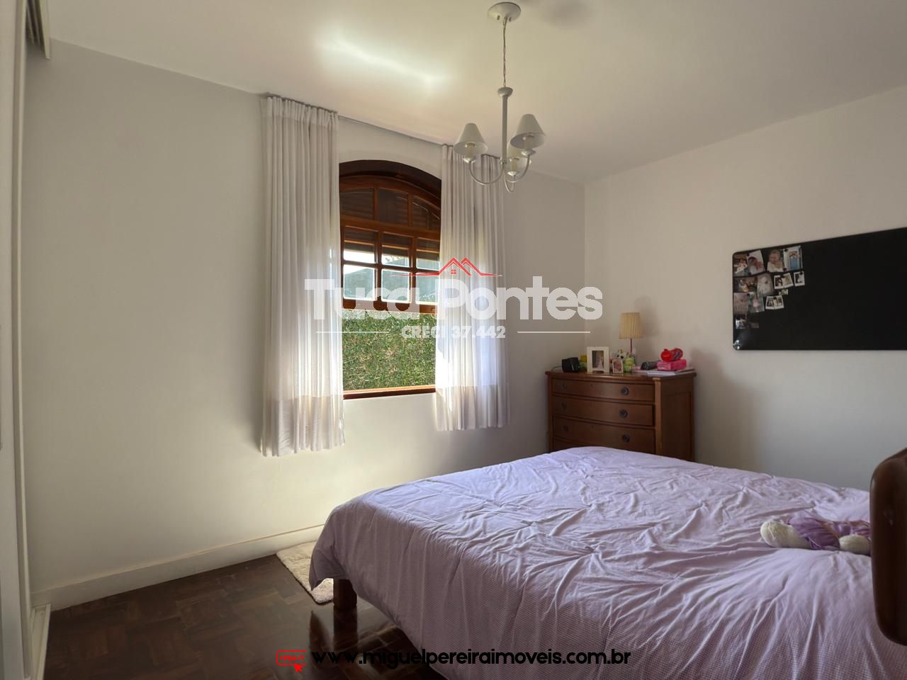 Piscina, área gourmet e muito mais! - Mansão em bairro nobre | Código:C25
