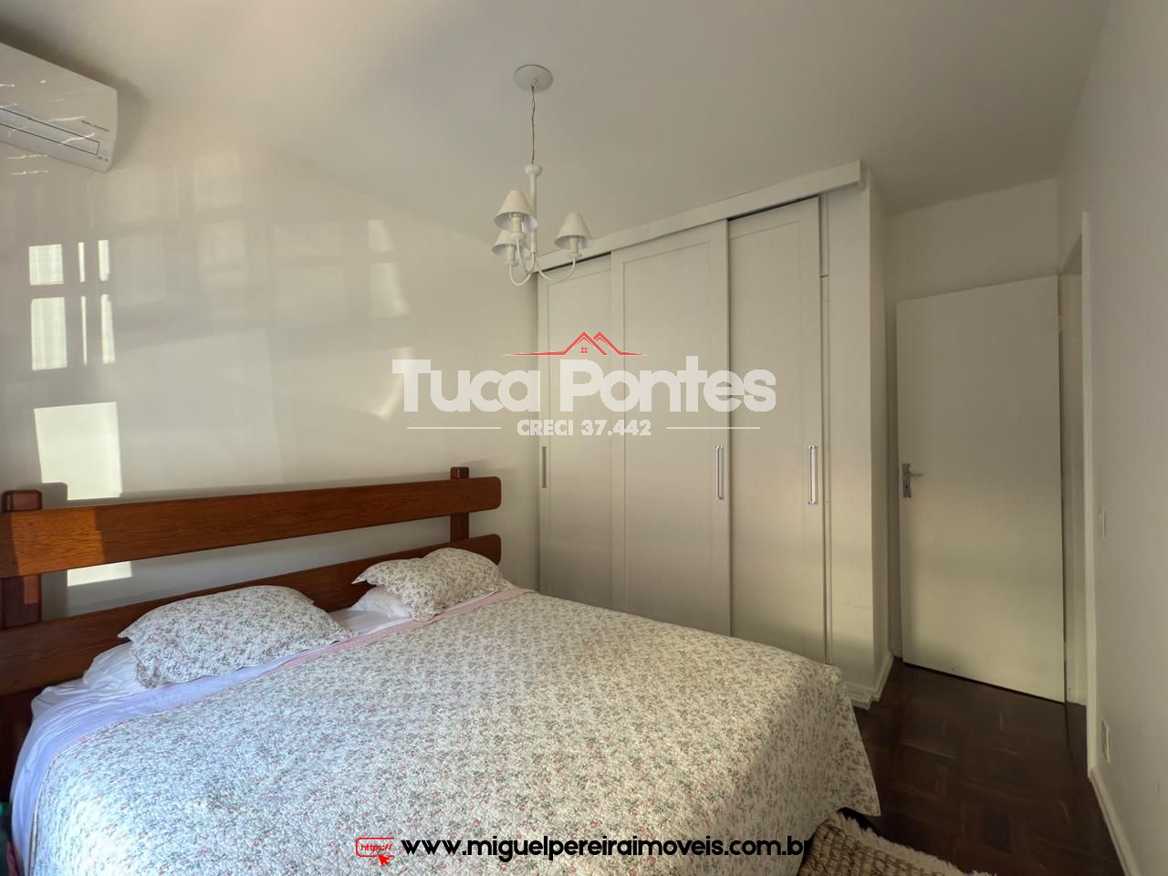 Piscina, área gourmet e muito mais! - Mansão em bairro nobre | Código:C25