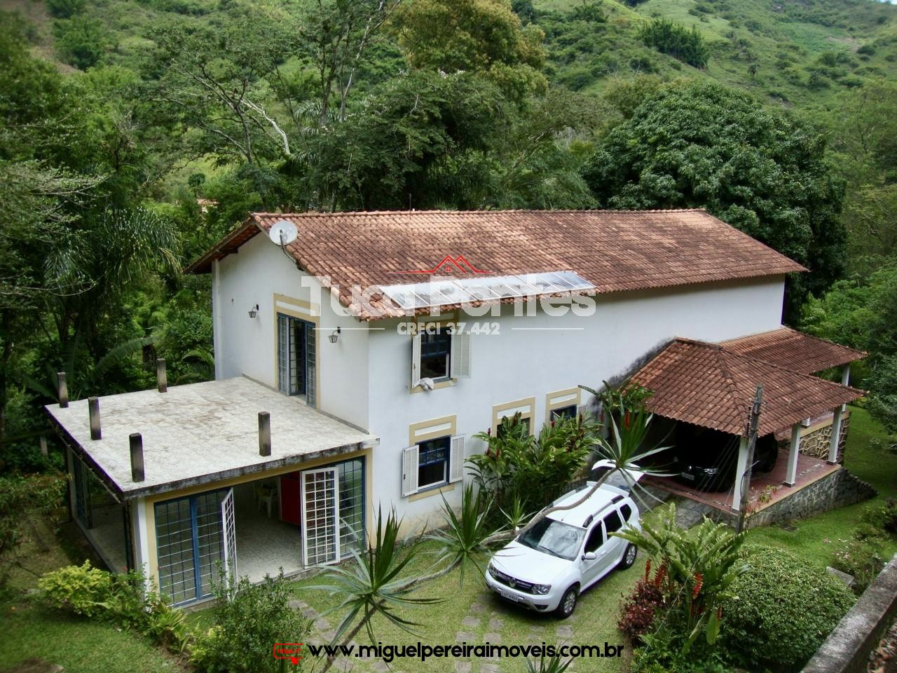 Encantador imóvel rural - Sítio com cachoeira | Código:S25