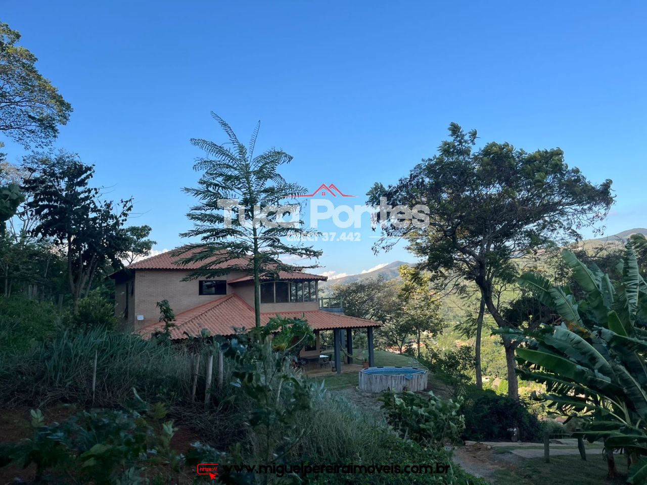 Casa a venda em Paty do Alferes - Seminova com acabamento alto padrão | Código:C31