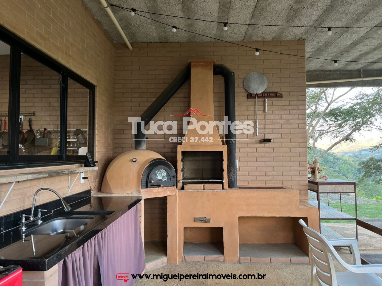 Casa a venda em Paty do Alferes - Seminova com acabamento alto padrão | Código:C31