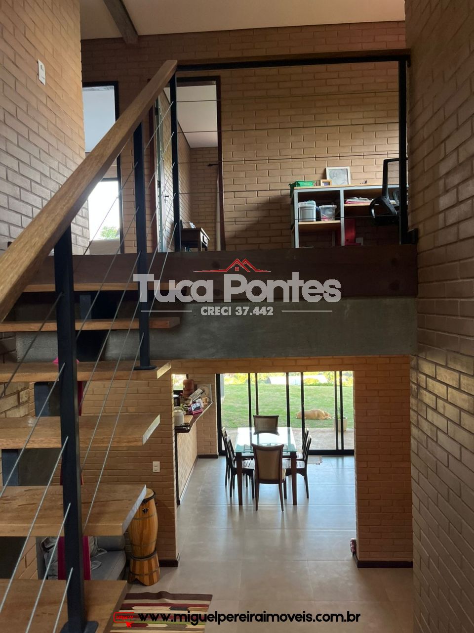Casa a venda em Paty do Alferes - Seminova com acabamento alto padrão | Código:C31