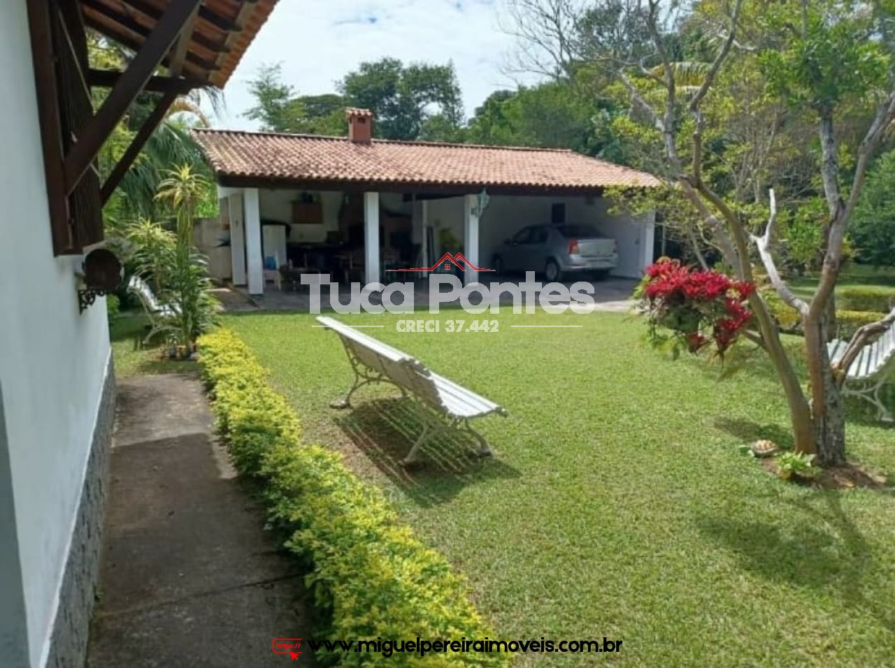 Casa ampla  - Amplo terreno  | Código:C120