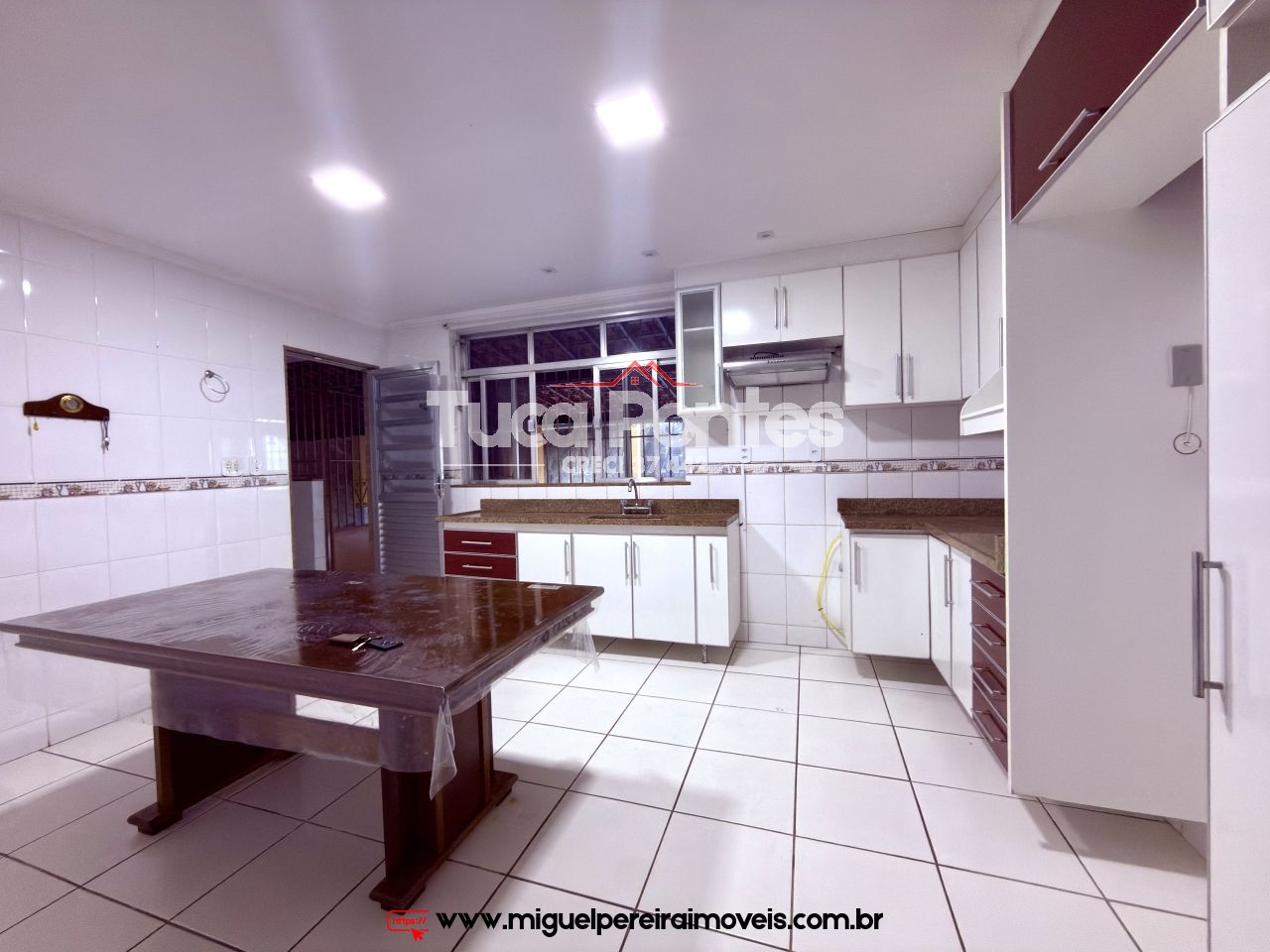 Centro !!! - Residencial podendo ser comercial | Código:C39