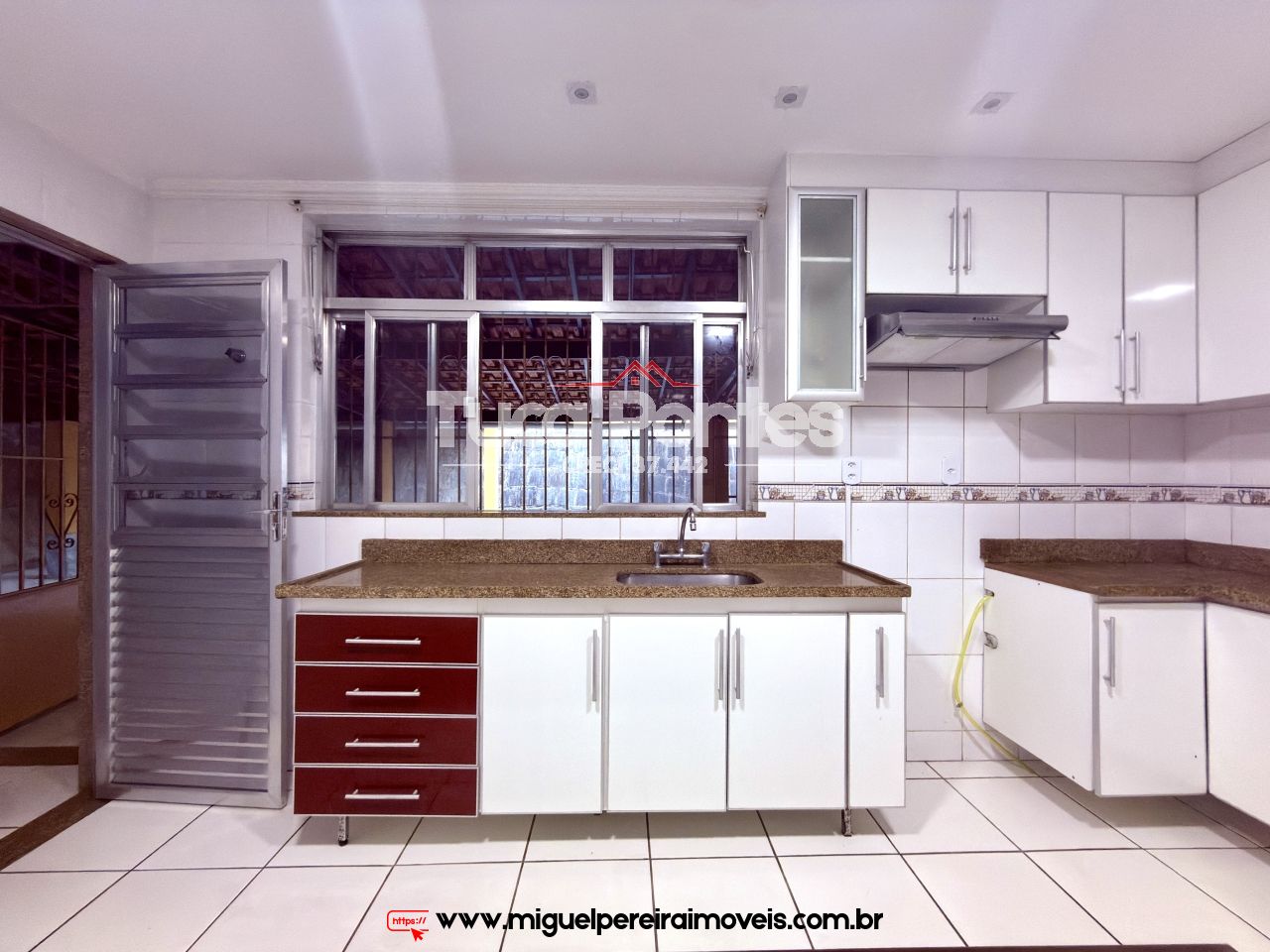 Centro !!! - Residencial podendo ser comercial | Código:C39