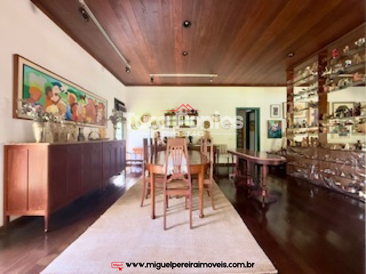 Chácara com 38.000m² - Ampla casa de fazenda - Qualidade de vida total  | Código:S99