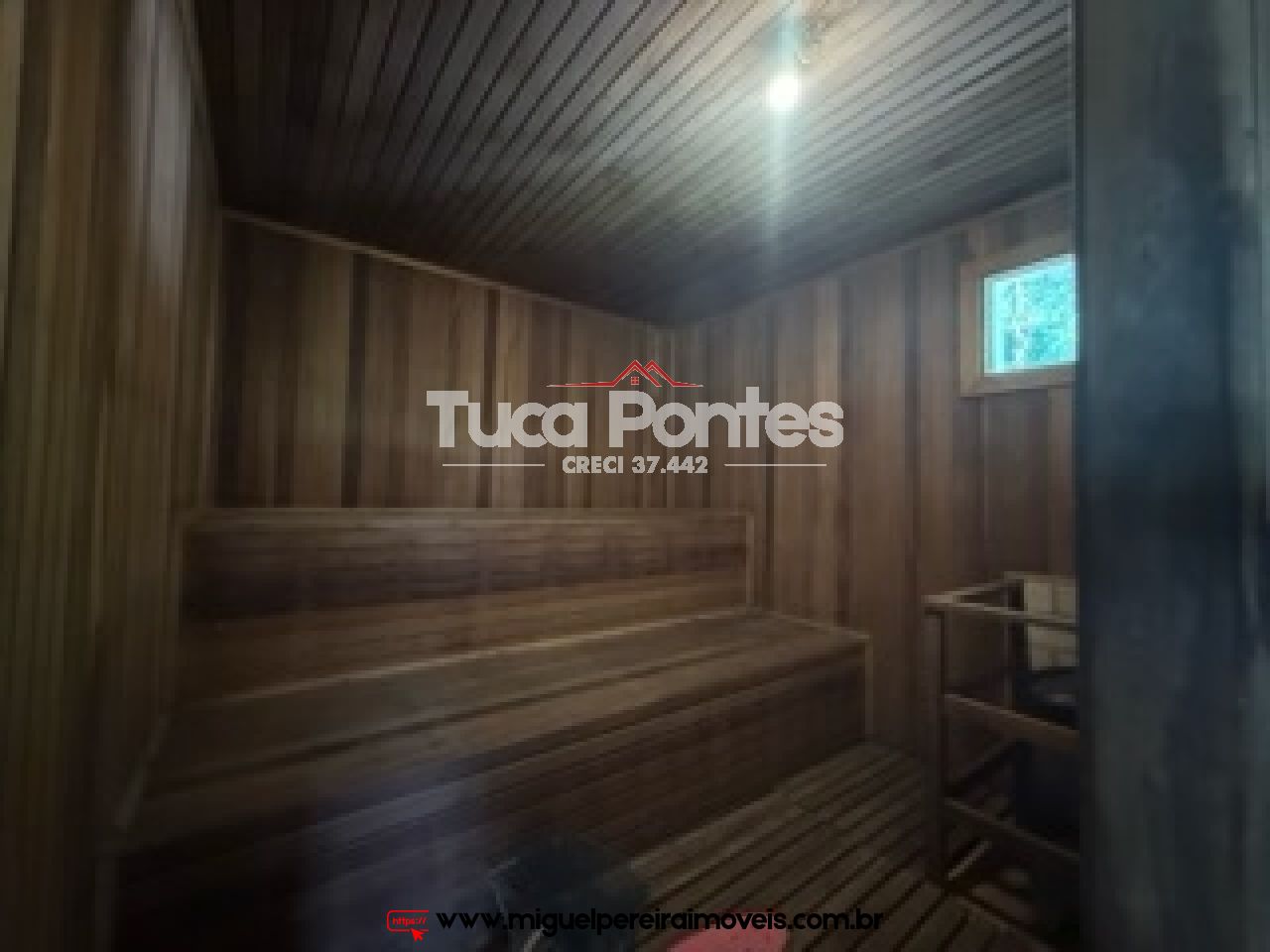 Chácara com 38.000m² - Ampla casa de fazenda - Qualidade de vida total  | Código:S99