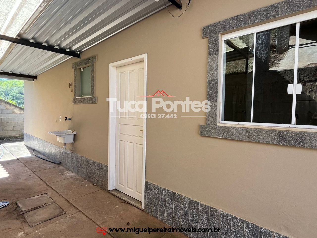 Imóvel para alugar - 2 quartos sendo 1 suíte | Código:L2
