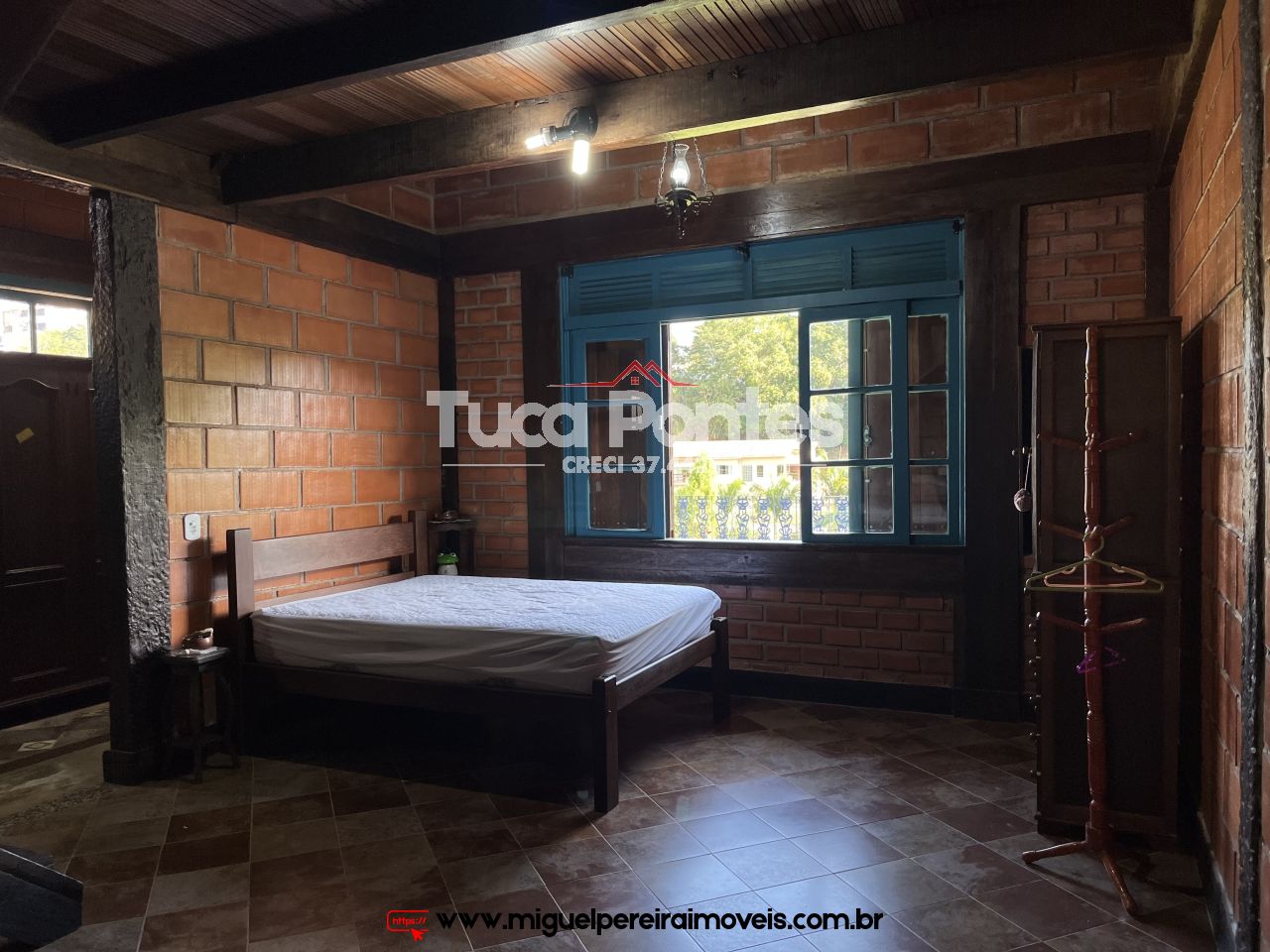 Casa com 4 quartos à venda - Localização espetacular | Código:C18