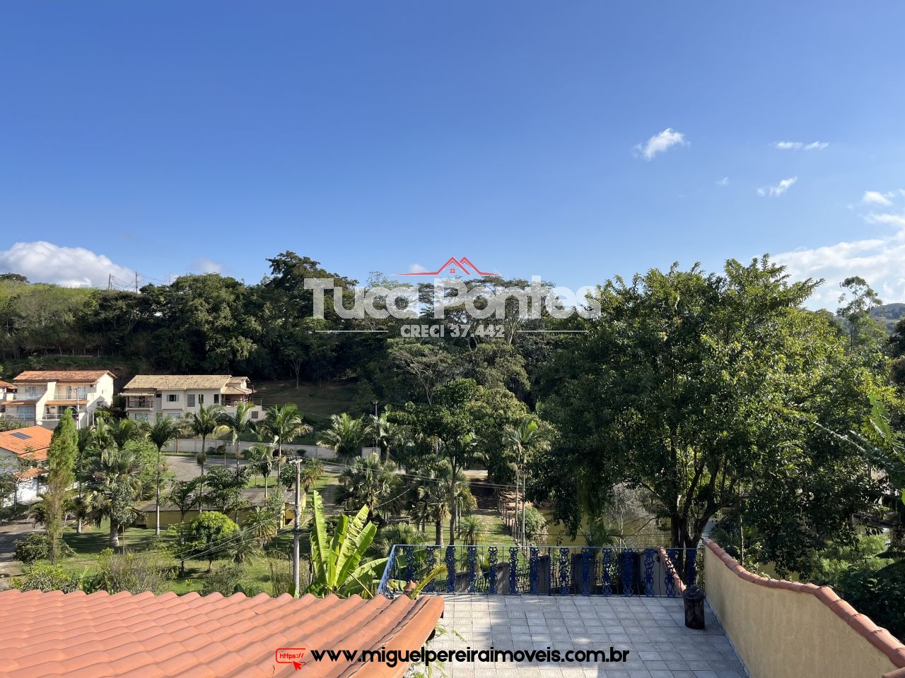 Casa com 4 quartos à venda - Localização espetacular | Código:C18