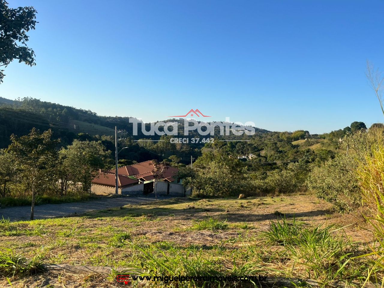 Terreno a venda no bairro Jardim Miguel Pereira - Apenas 650 metros do Centro | Código:T30