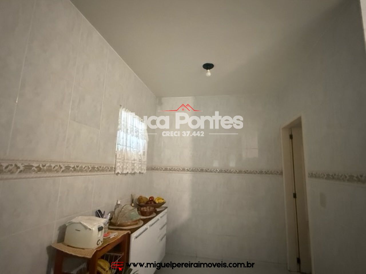 Casa com 4 quartos  - Terreno 100% plano | Código:C145