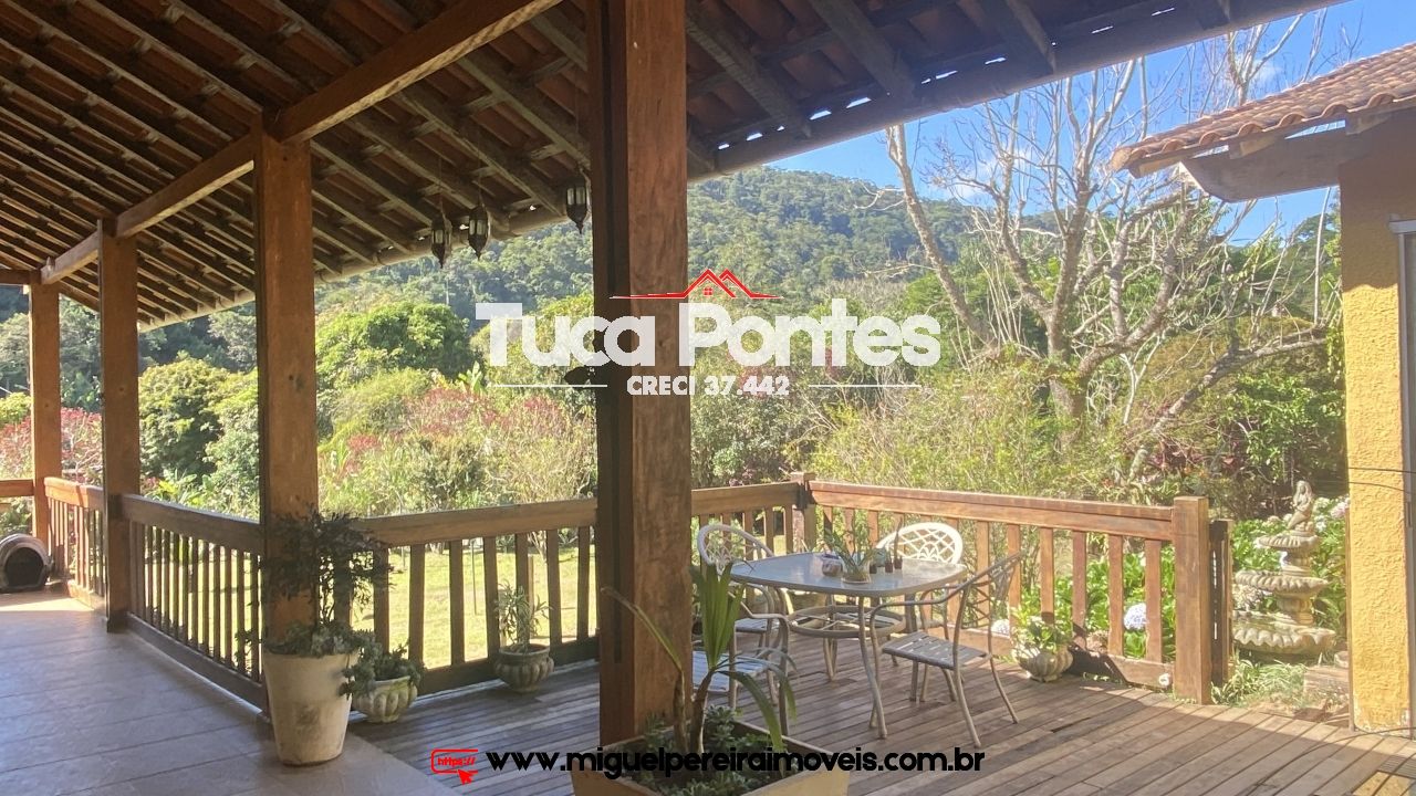 Casa ampla com terreno - Maravilhosa Chácara  | Código:S28