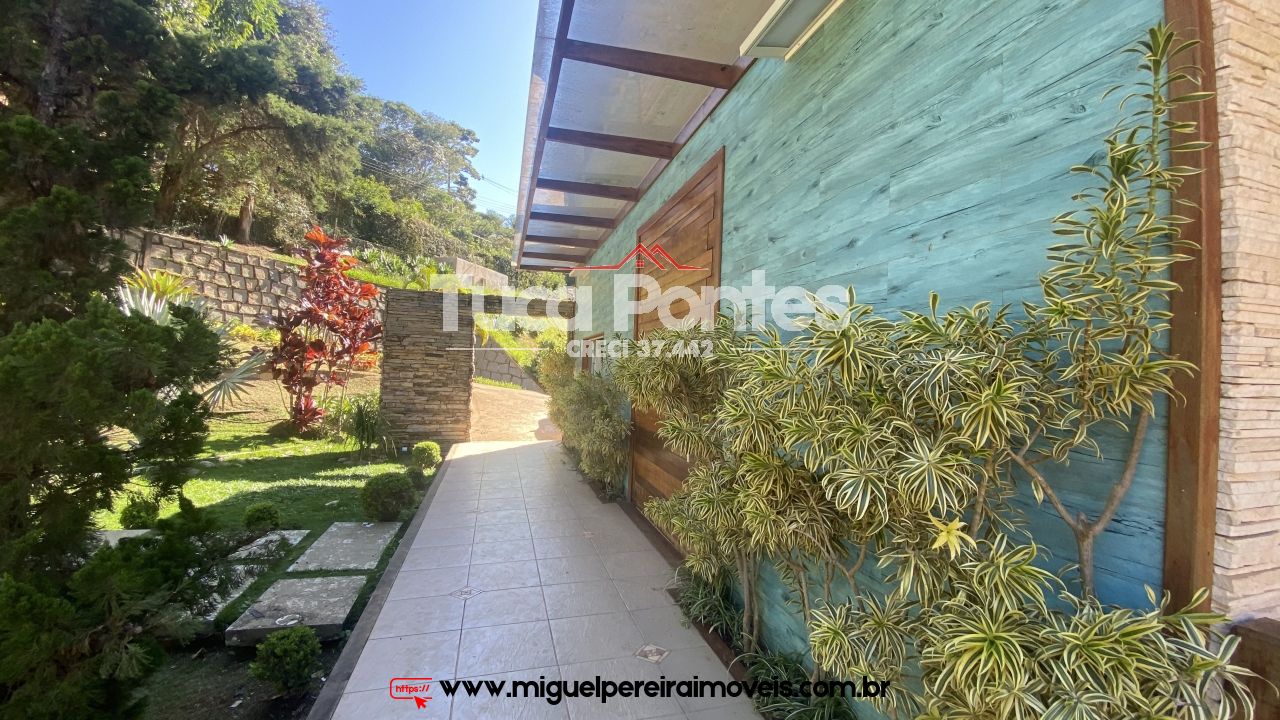 Casa ampla com terreno - Maravilhosa Chácara  | Código:S28