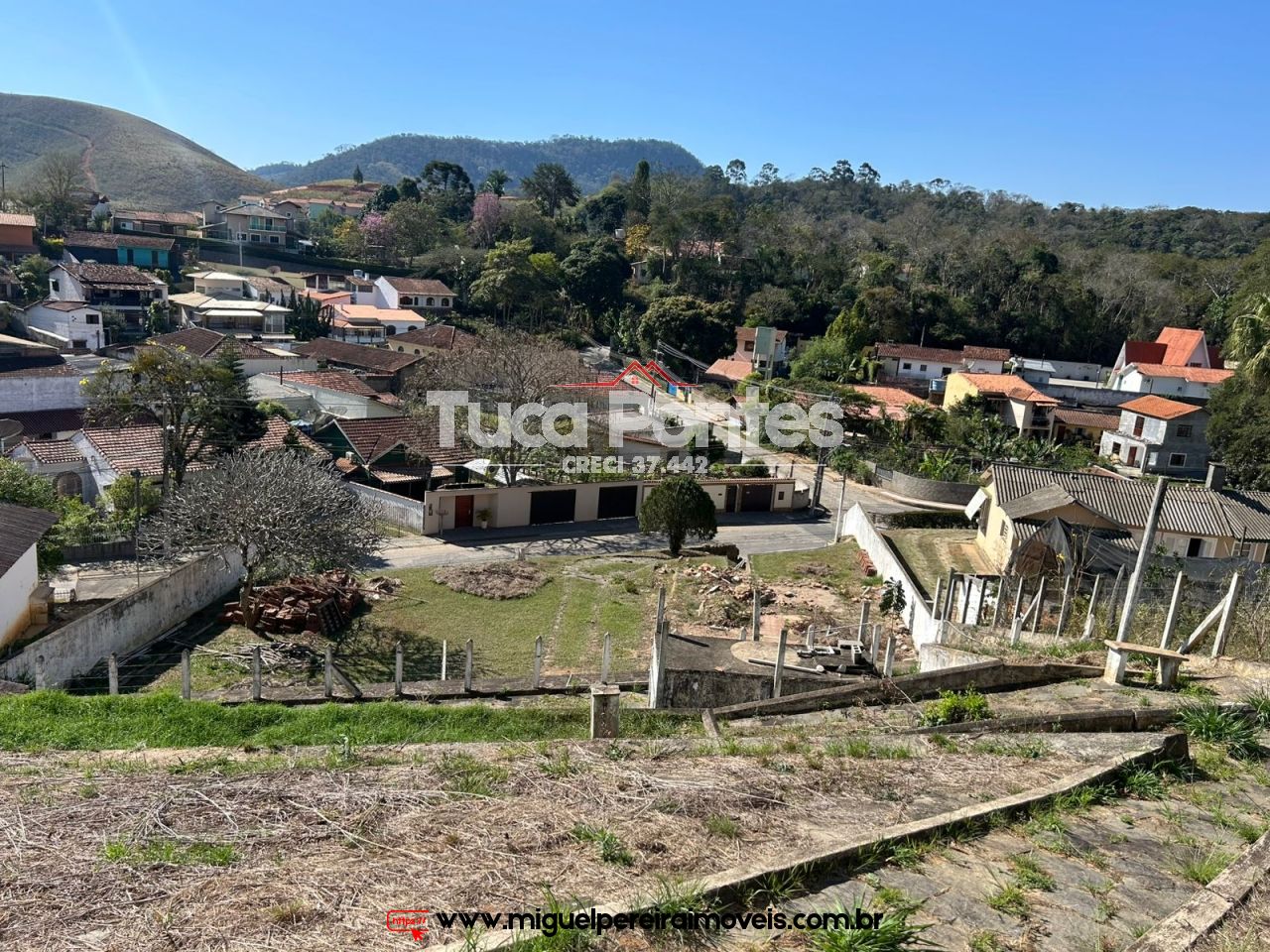 Medindo 1.175 m² - Murado e 800mts do centro | Código:T40