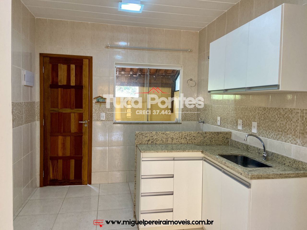 Casa no centro sem nada por fazer - Em condomínio | Código:C11