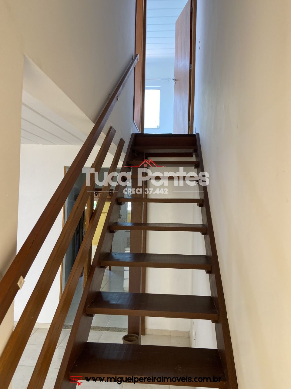 Casa no centro sem nada por fazer - Em condomínio | Código:C11
