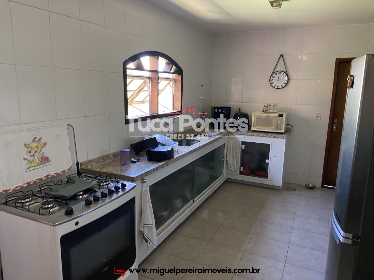 Abaixo do valor de mercado - Comodos amplos | Código:C44