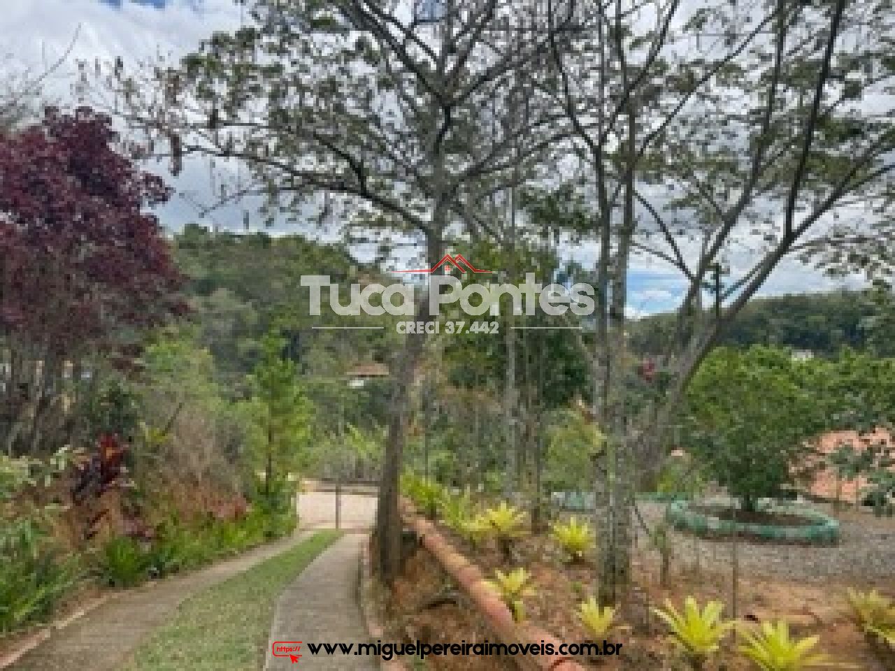 Casa com linda vista  - 2 Quartos | Código:C18