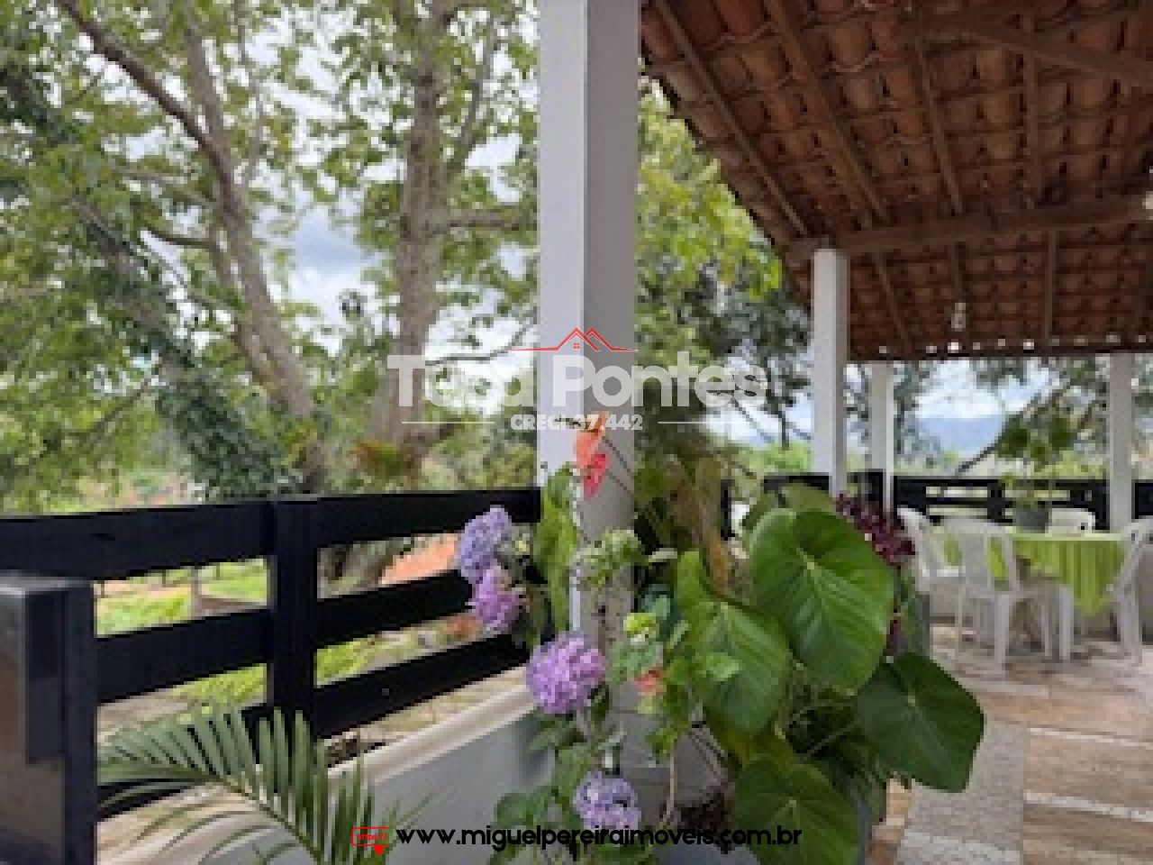 Casa com linda vista  - 2 Quartos | Código:C18
