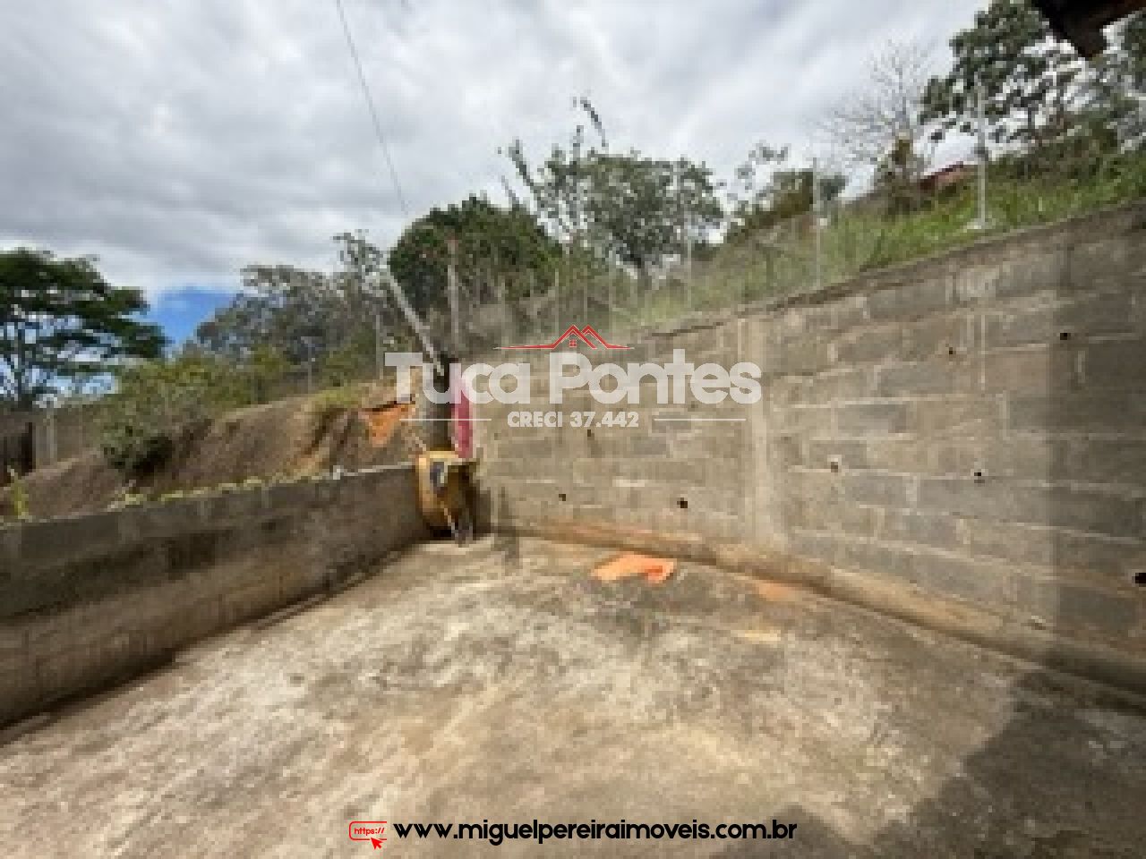 Casa com linda vista  - 2 Quartos | Código:C18