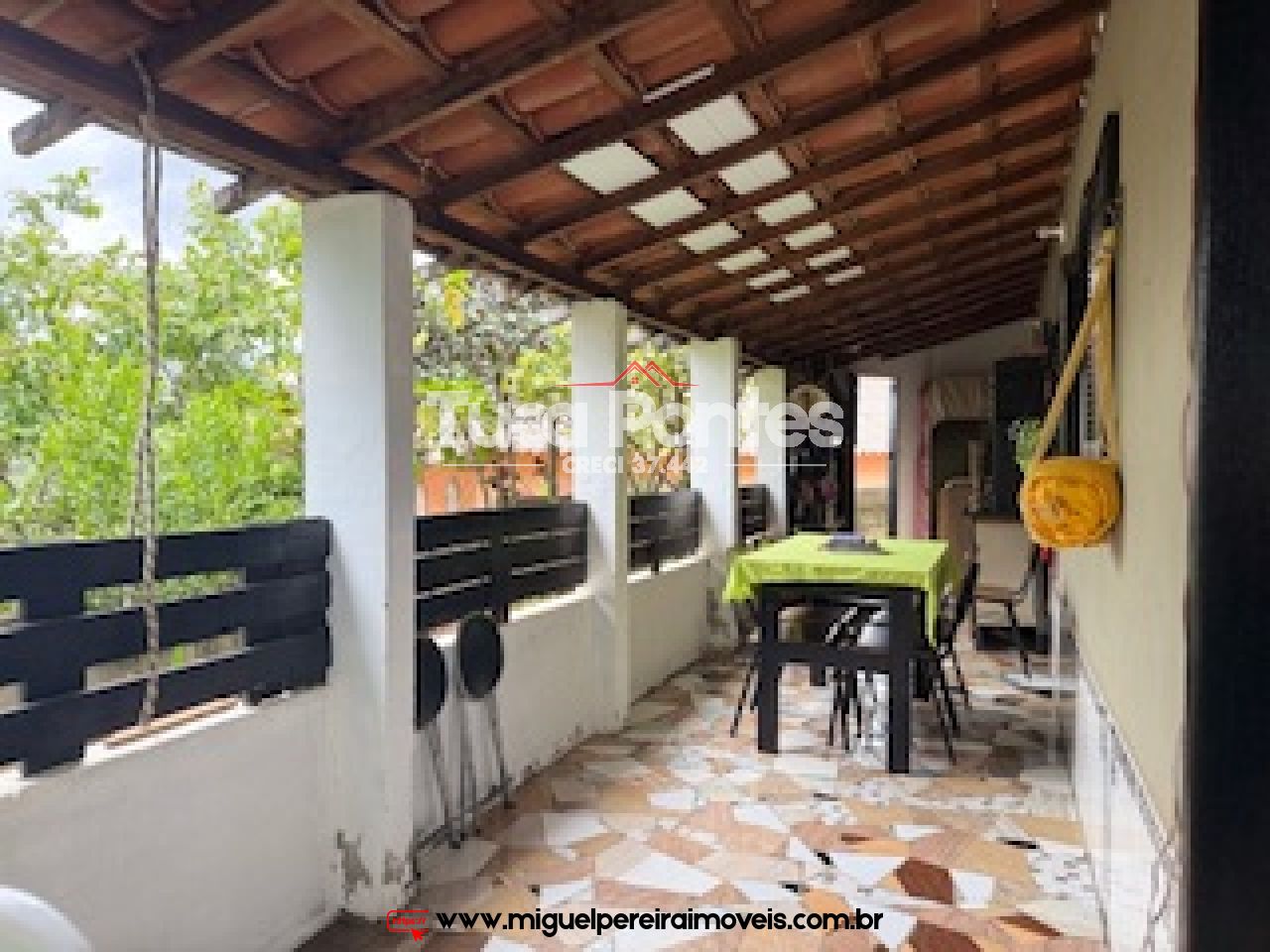 Casa com linda vista  - 2 Quartos | Código:C18