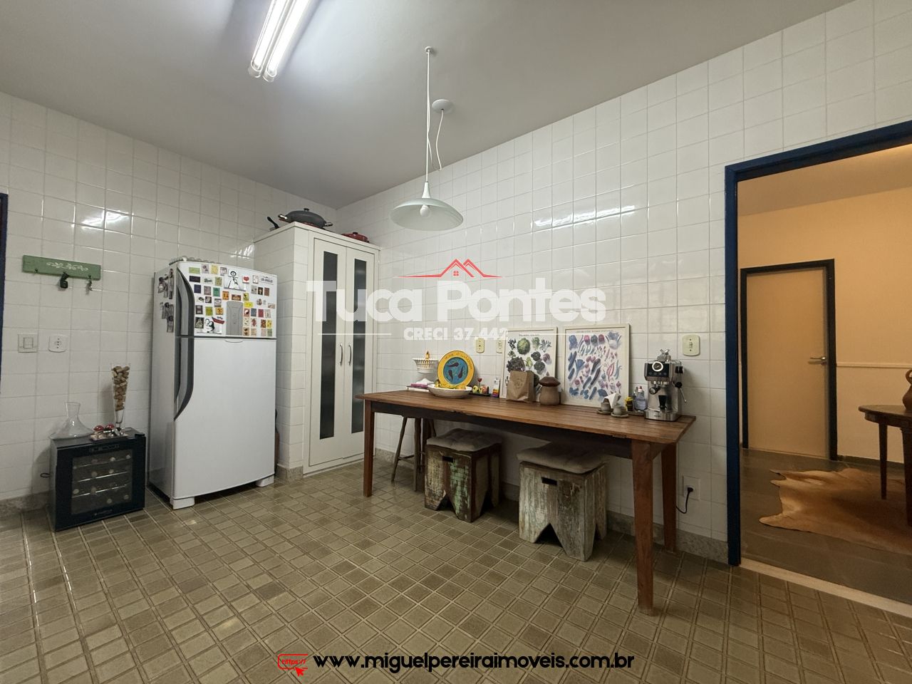 Maravilhosa chácara  - Com belíssima casa e jardim | Código:S40