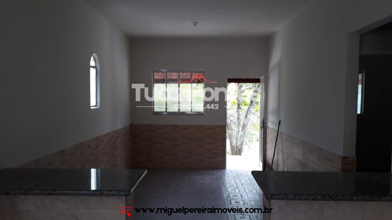 Prática e bonita - Centro de Conrado | Código:C54