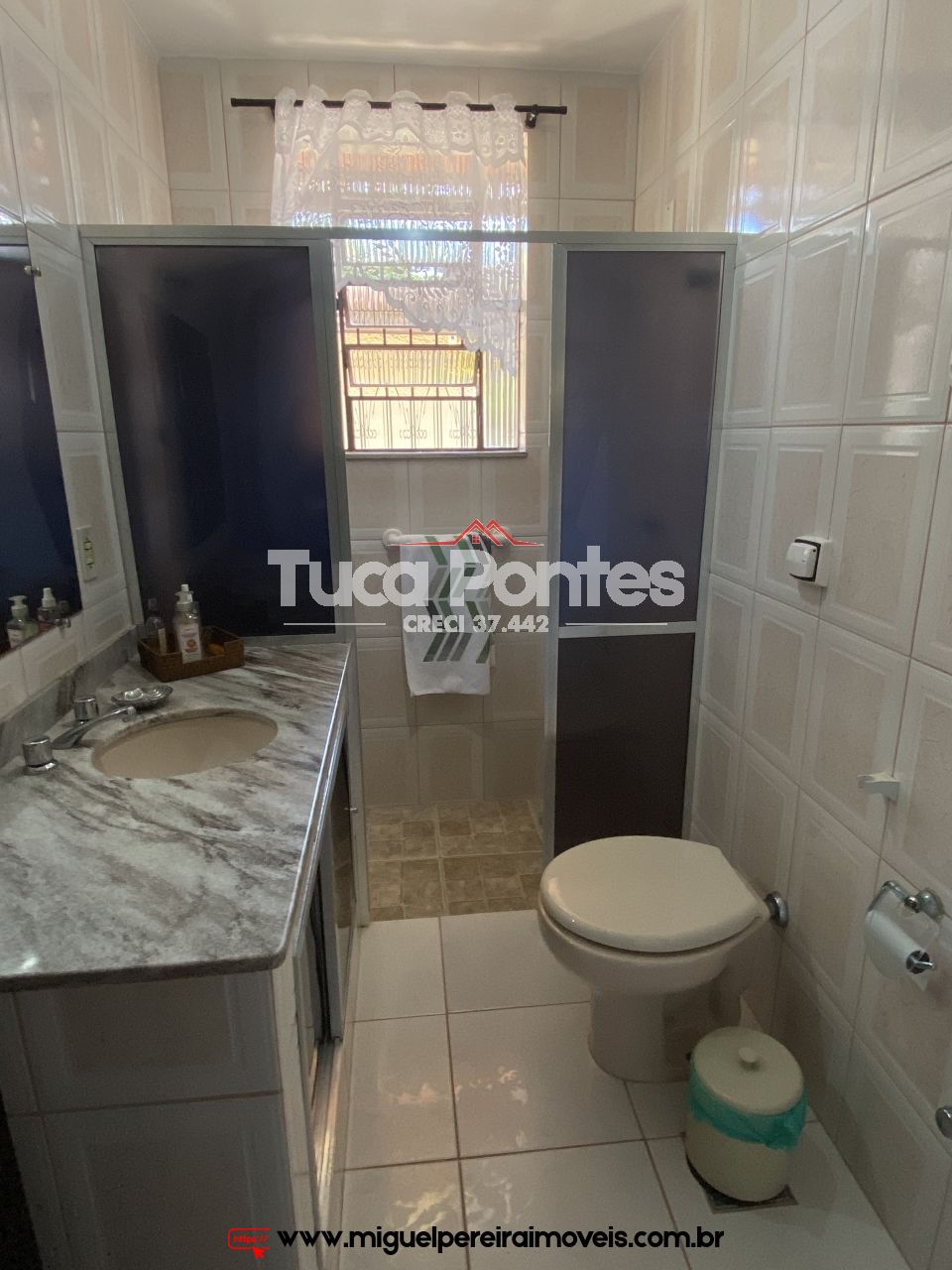 Vista encantadora - 5 Quartos, com piscina e churrasqueira  | Código:C35