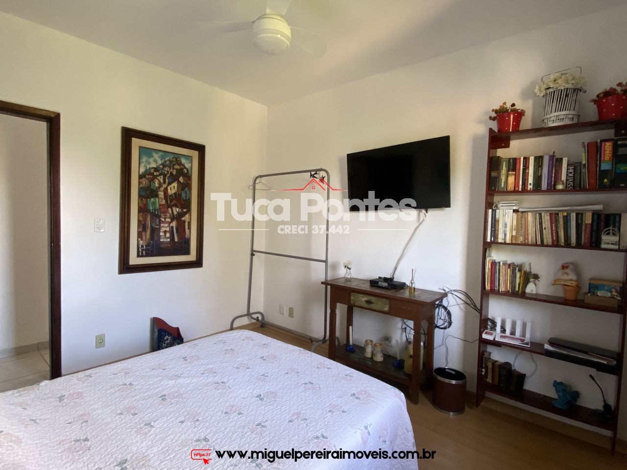 Vista encantadora - 5 Quartos, com piscina e churrasqueira  | Código:C35