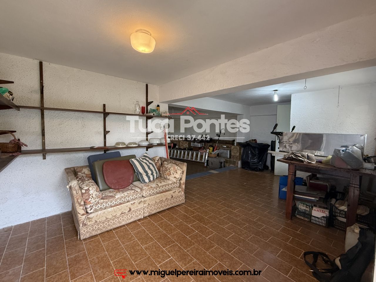 Sua localização é de grande destaque - Casa ampla, com piscina e churrsaqueira | Código:C32