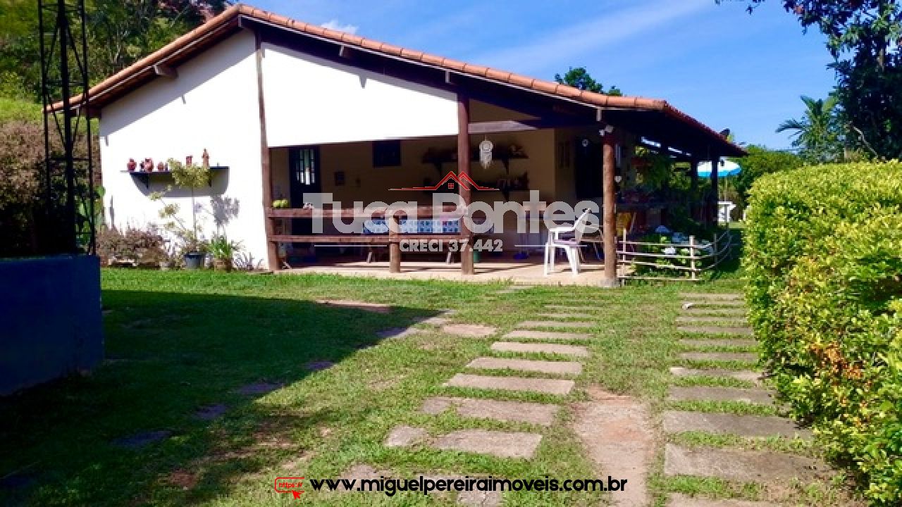 Sítio  - Com nascentes  | Código:S5