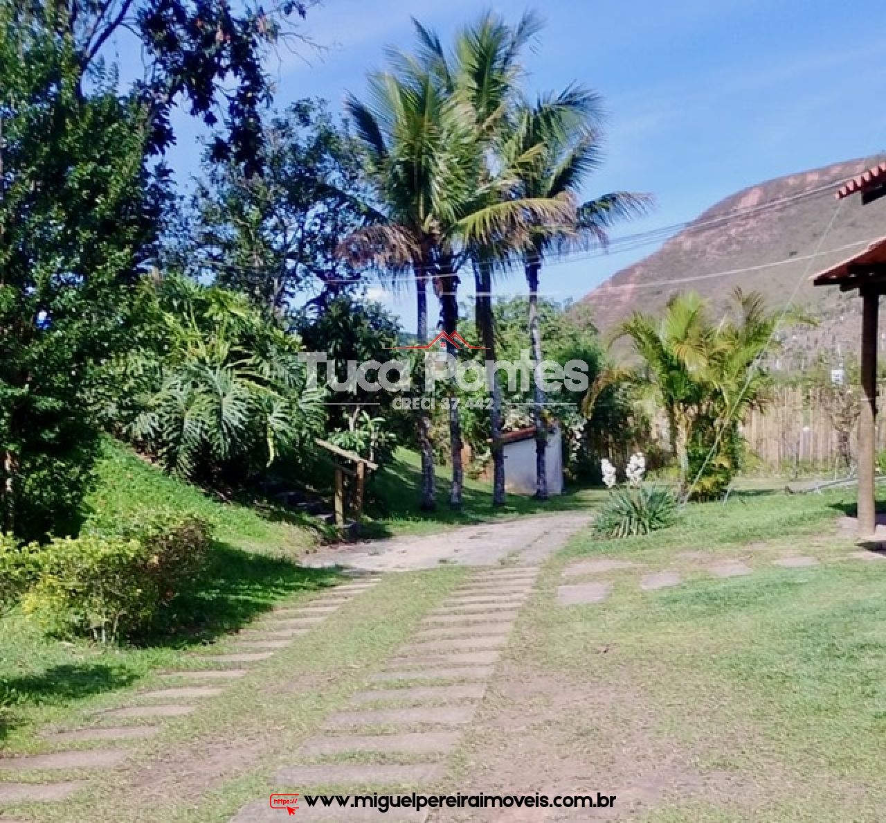 Sítio  - Com nascentes  | Código:S5