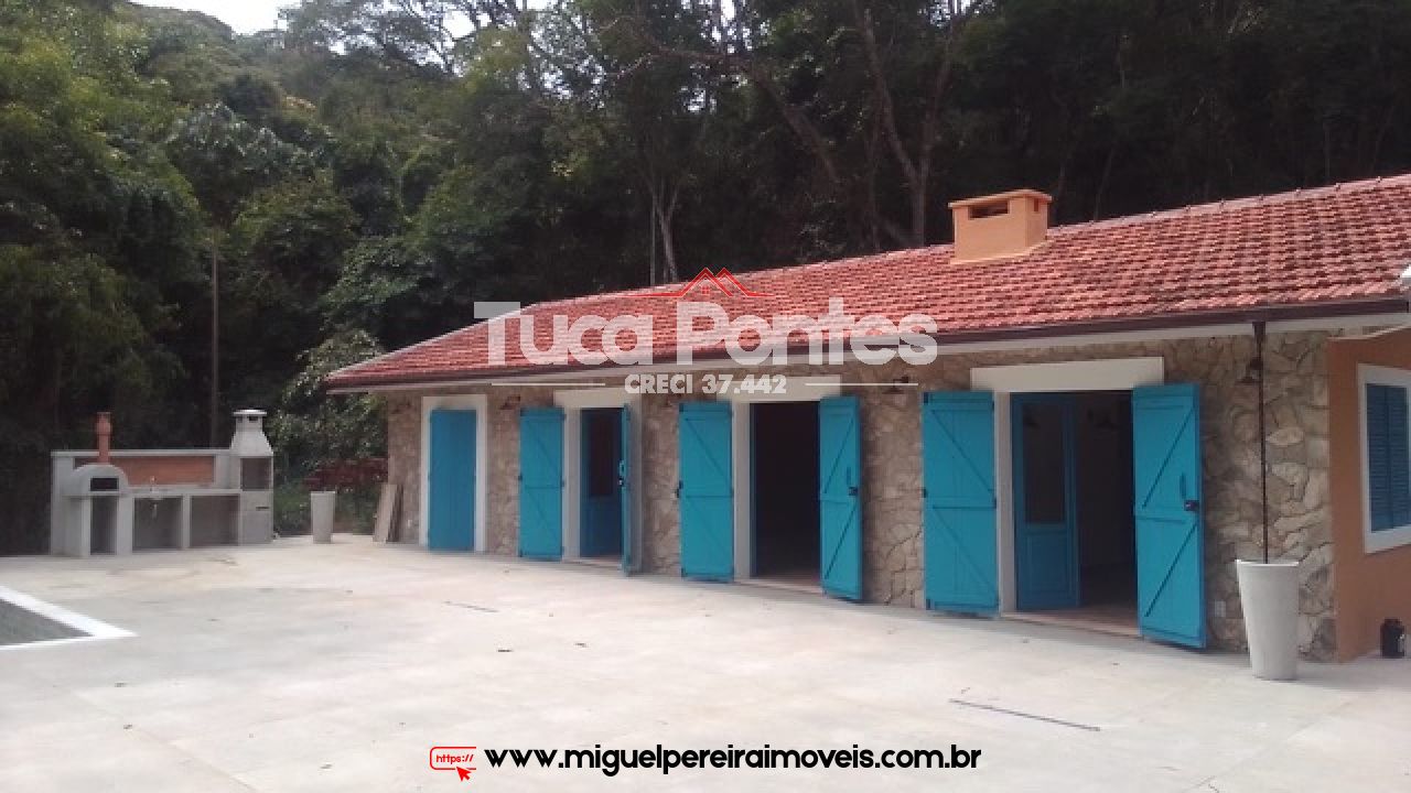 Bela chácara  - Virado para a mata  | Código:S23