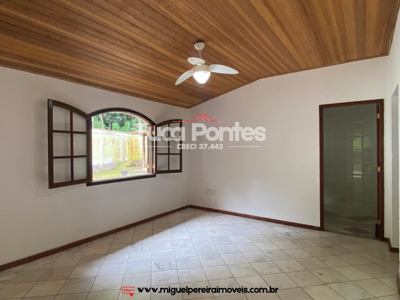 Aceita financiamento  - Casa seminova | Código:C100