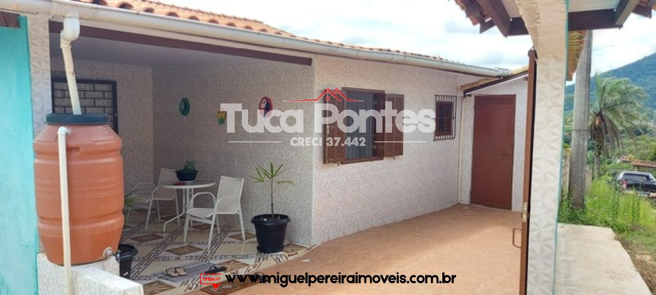 Casa com linda vista - Em rua tranquila | Código:C59