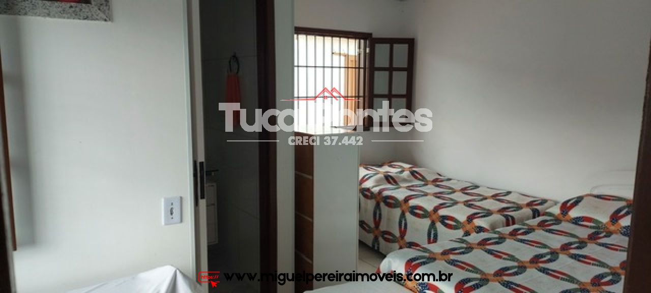 Casa com linda vista - Em rua tranquila | Código:C59