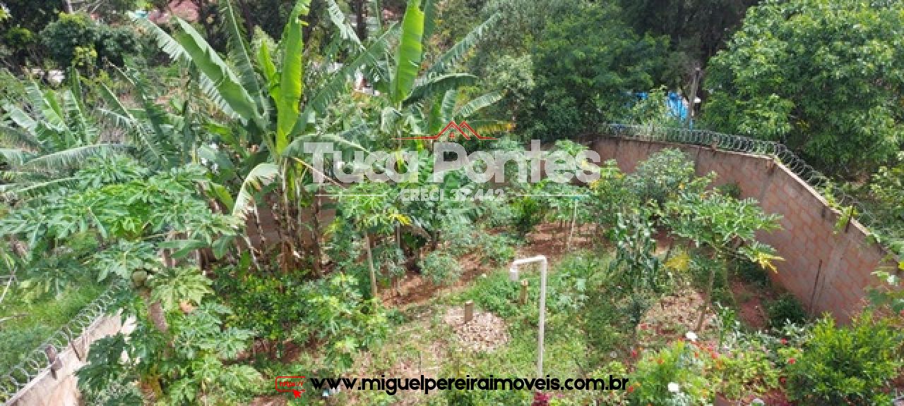 Casa com linda vista - Em rua tranquila | Código:C59