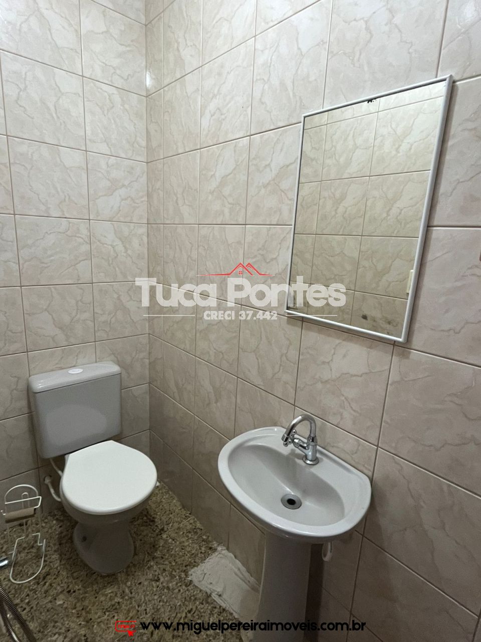 Terreno plano e murado  - Localização espetacular | Código:L2