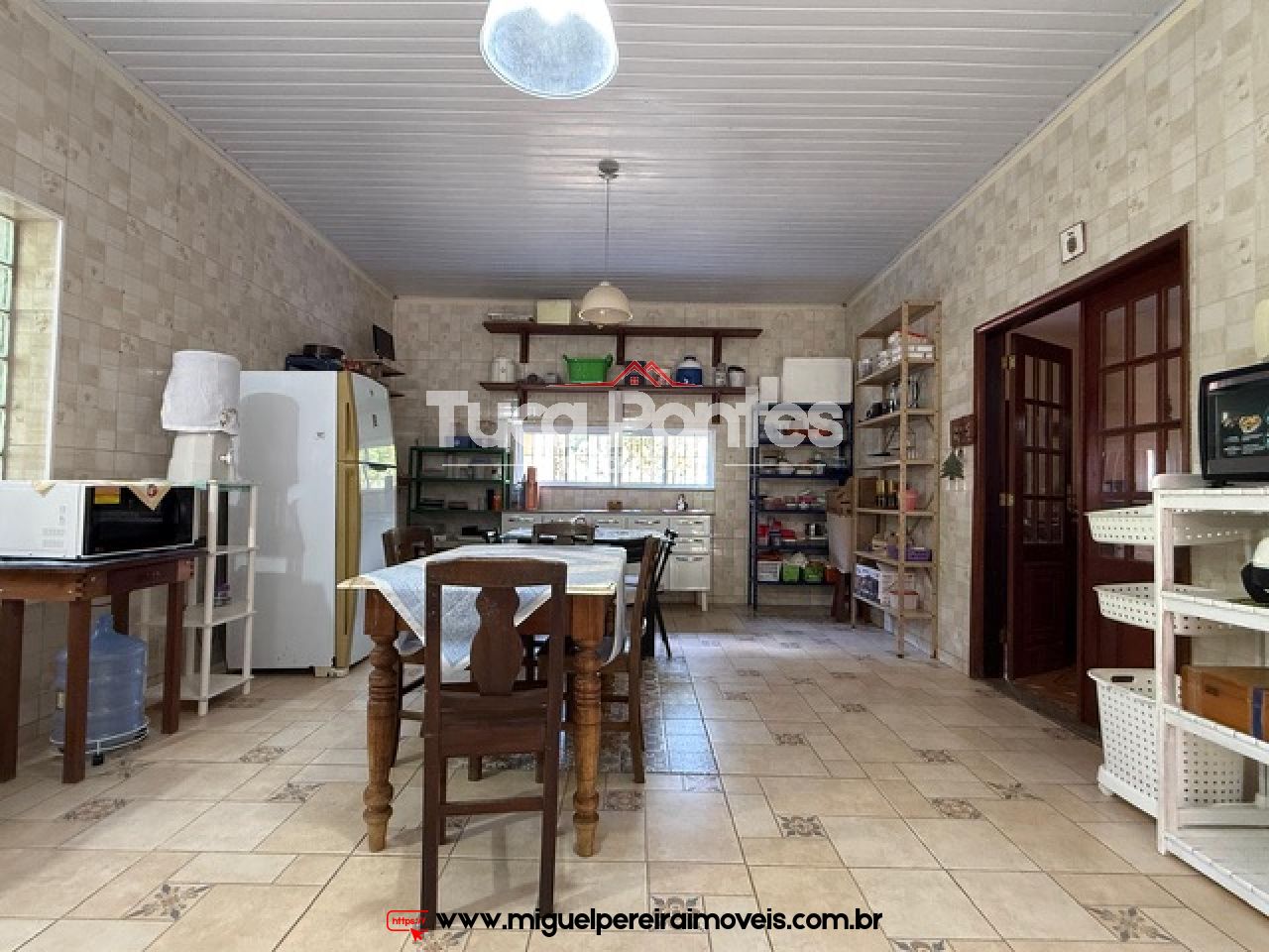 Super aconchegante  - Casa com anexos e piscina | Código:C61