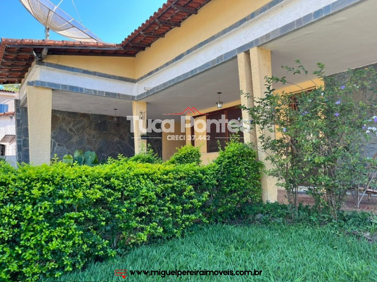 Centro de Miguel Pereira - Em rua residencial  | Código:C74