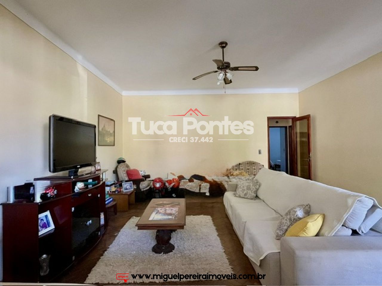 Centro de Miguel Pereira - Em rua residencial  | Código:C74