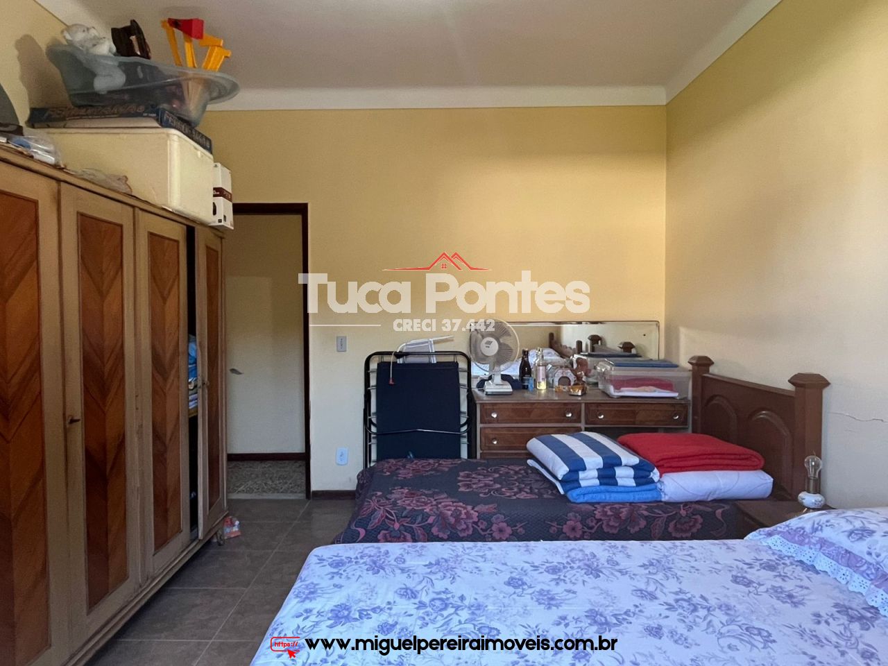 Centro de Miguel Pereira - Em rua residencial  | Código:C74