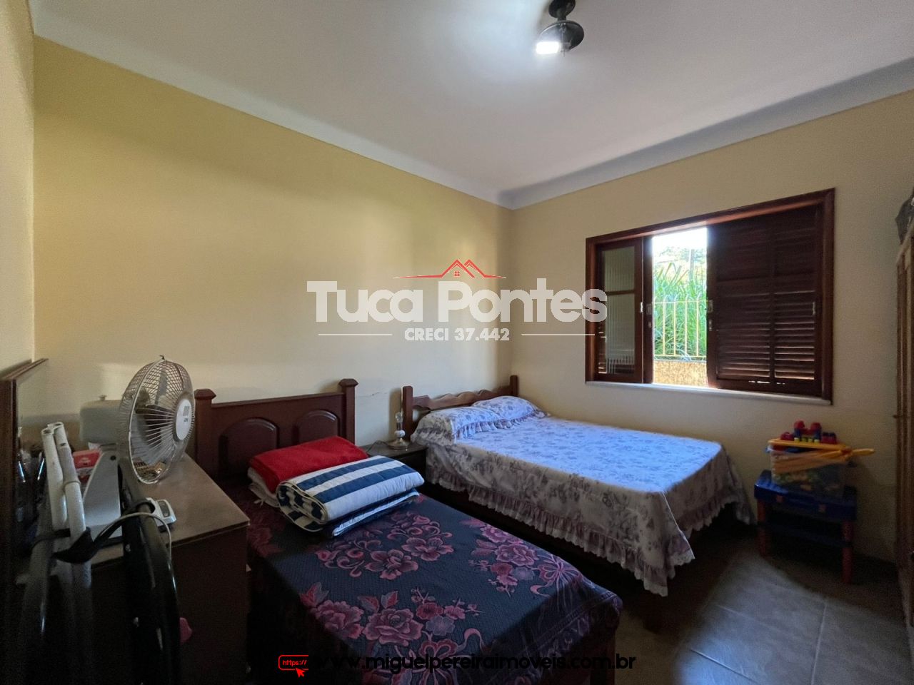 Centro de Miguel Pereira - Em rua residencial  | Código:C74