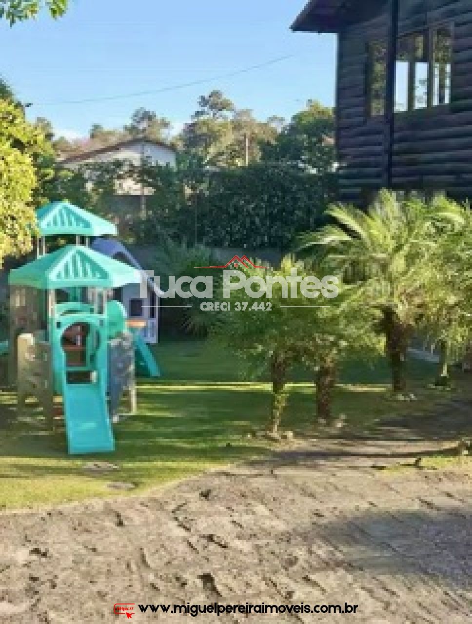 Com 2 suites e mais 4 quartos  - Casa e Loja - Oportunidade | Código:C87